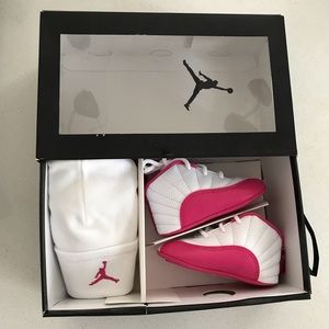 *New* Jordan 12 Retro Gift Pack. Pink. Shoes+Hat.